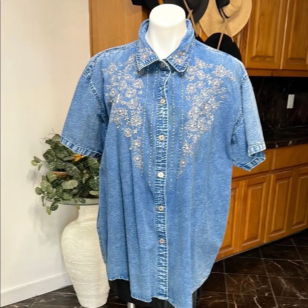 Vintage Blue Embroidered Button Down Shirt with Floral Design